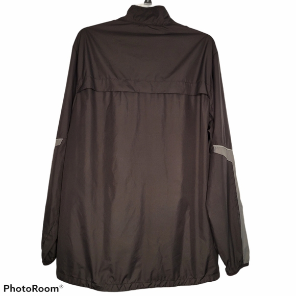 NIKE Lightweight Jacket - Picture 2 of 6